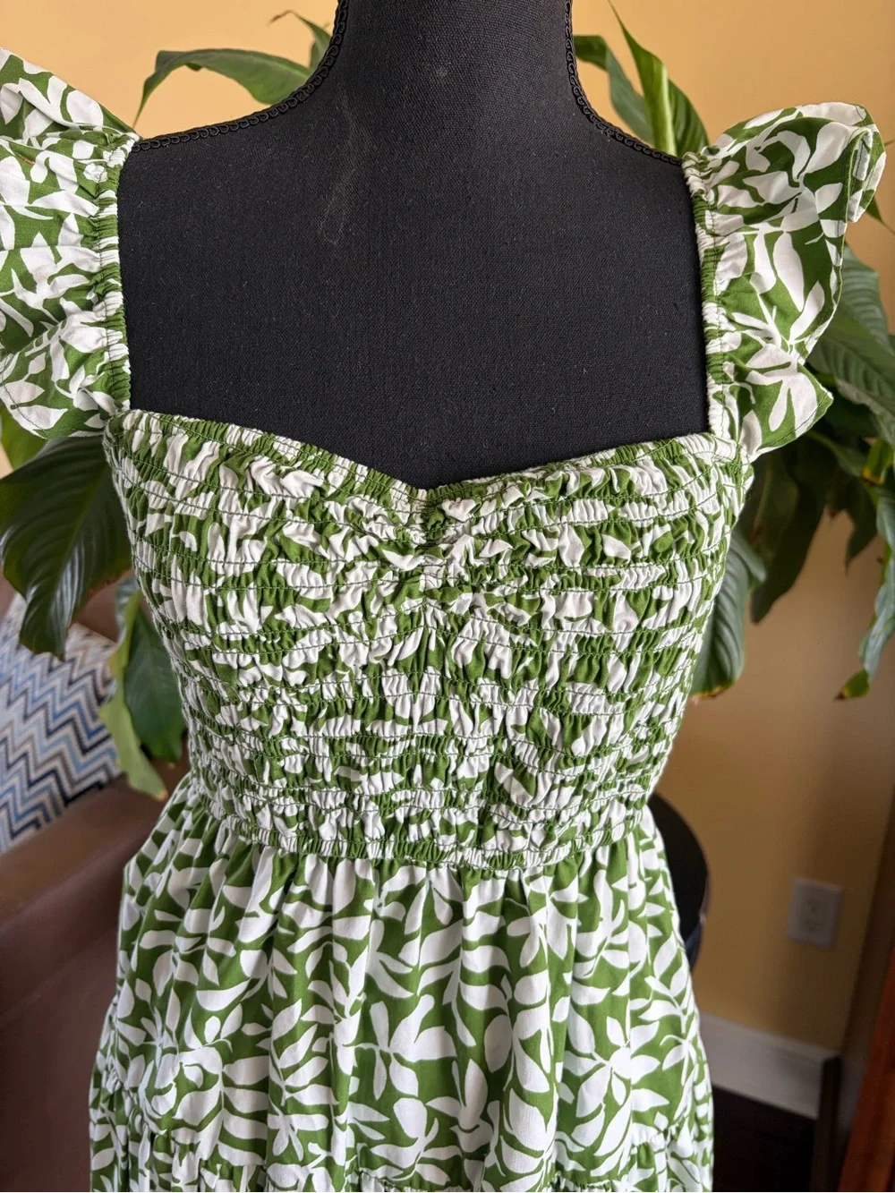 Abercrombie & Fitch Flutter Sleeve Smocked Midi Dress, has pockets - Medium